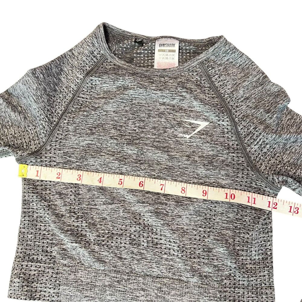 Gymshark Vital Seamless Women’s XS Heather Gray Round Neck Crop Top Thumbholes - Picture 10 of 12